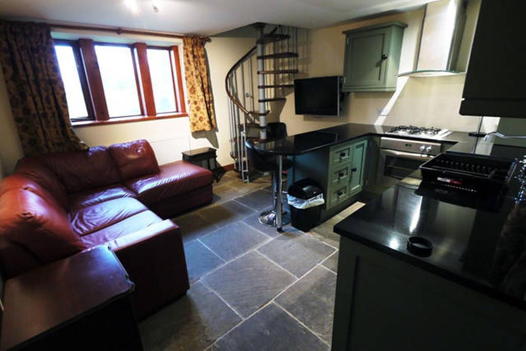 Pellcroft Cottage 홀름퍼스 외부 사진