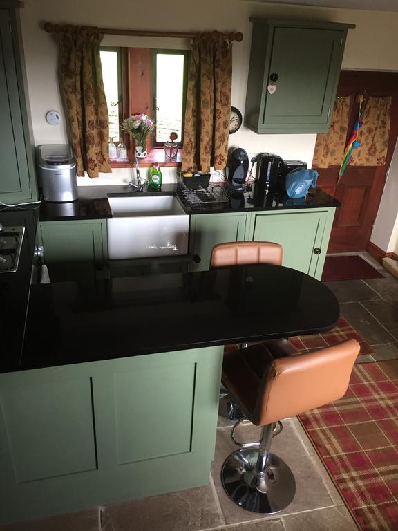 Pellcroft Cottage 홀름퍼스 외부 사진
